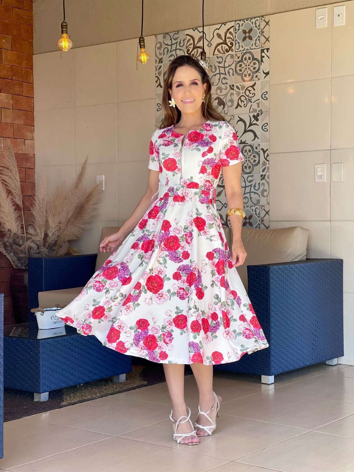Imagem de variação para vermelho floral. Imagem de variação para vermelho floral.